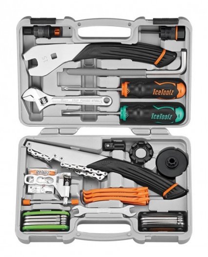 ICETOOLZ ULTIMATE UNIVERZÁLIS SZERSZÁM-KOFFER [82A8]