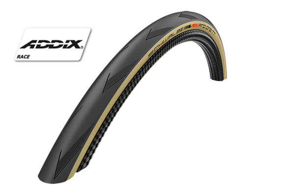 SCHWALBE SCHWALBE PRO ONE TT HS493 KÜLSŐ [28-622] [FEKETE, CLASSIC OLDALFALLAL]