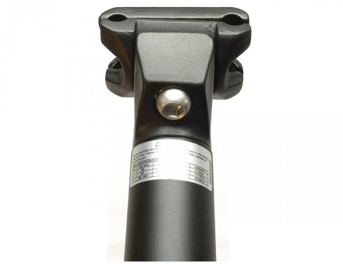 ZOOM ALUMÍNIUM NYEREGCSŐ [25,4 mm*400 mm] [FEKETE]