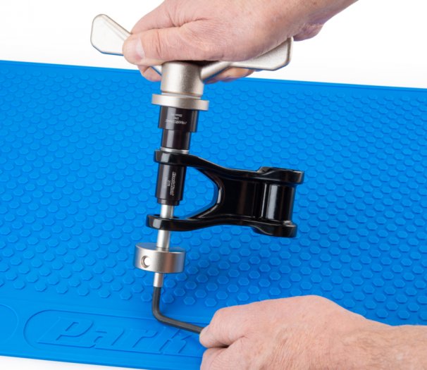 PARK TOOL RUGÓSTAG CSAPÁGY SZERSZÁM KÉSZLET [SBK-1]