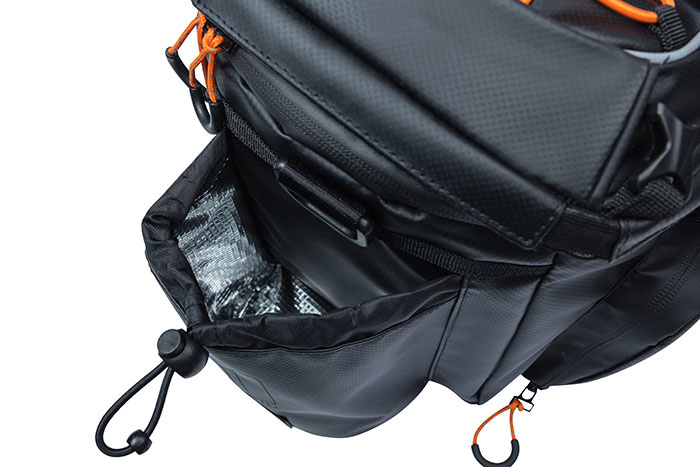BASIL MILES TARPAULIN CSOMAGTARTÓ TÁSKA XL PRO [33 cm x 19 cm x 18 cm] [FEKETE- NARANCS] - KIFUTÓ TERMÉK