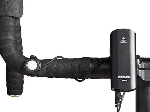 RAVEMEN LR500S AKKUMULÁTOROS ELSŐ LÁMPA
