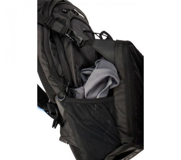 ZEFAL Z HYDRO XC HÁTIZSÁK - 6 liter - IVÓZSÁKKAL - FEKETE