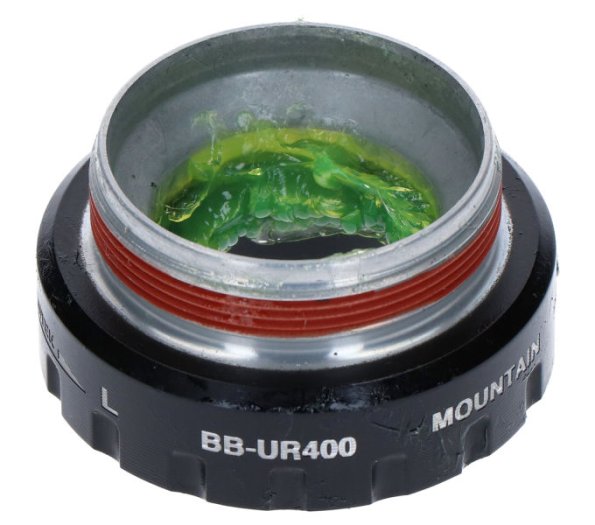 SHIMANO [BB-UR400] KÖZÉPCSAPÁGY BAL OLDALI CSÉSZE (ANGOL MENET)