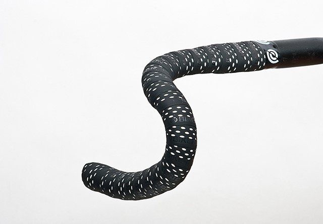 BIKE RIBBON DROPS KORMÁNYSZALAG (BANDÁZS) [FEKETE-FEHÉR]