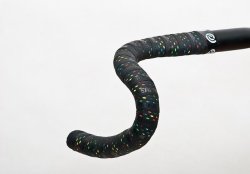 BIKE RIBBON DROPS KORMÁNYSZALAG (BANDÁZS) [FEKETE-MULTICOLOR]